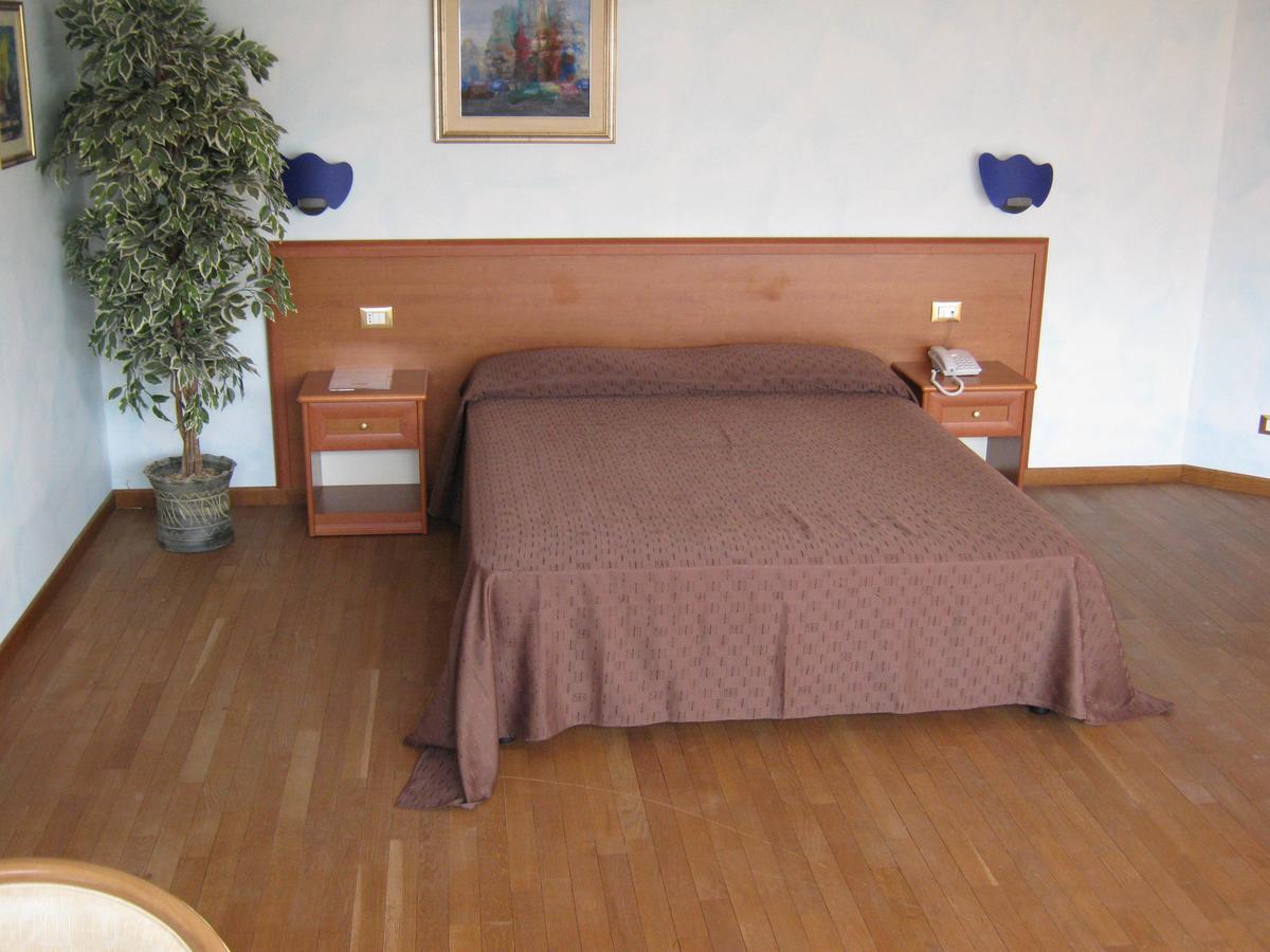 Hotel Villa D'Evoli Castropignano Buitenkant foto